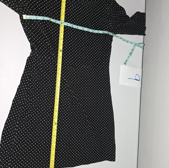 Old navy womens poker dot dress in size medium color black and white, round neck - Picture 3 of 9